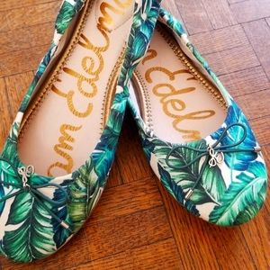 Sam edelaman flats size 7